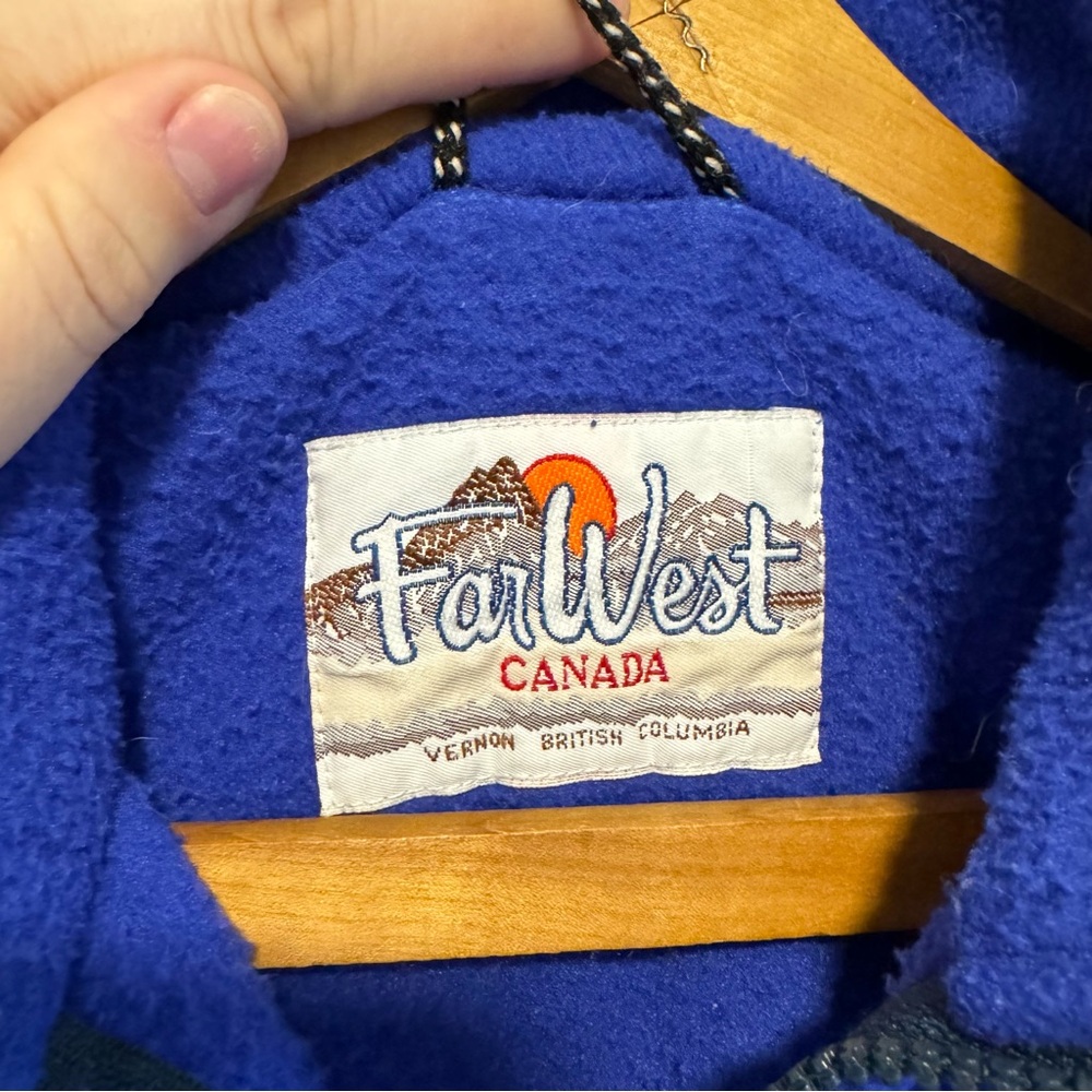 VINTAGE VEST - Picture 4 of 4